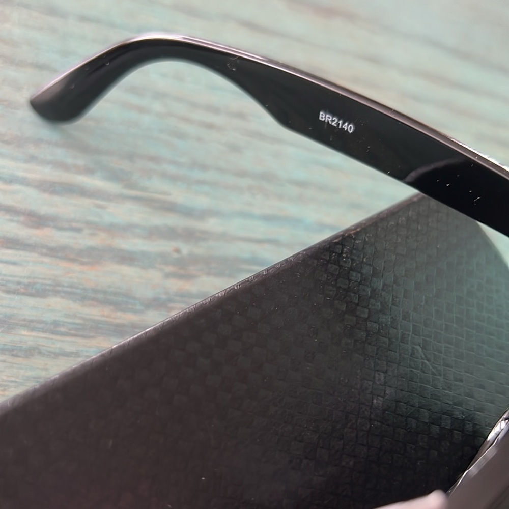 Ray Ban sunglasses - Picture 11 of 12